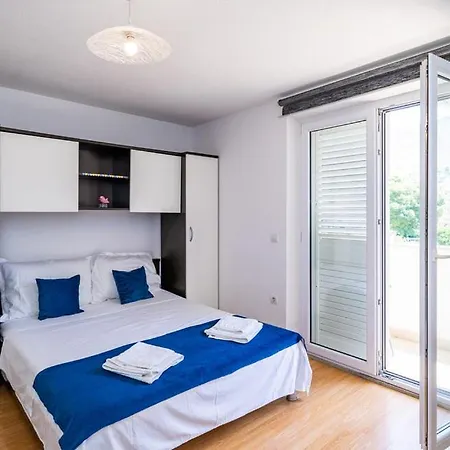 Two-bedroom Victory * Ragusa